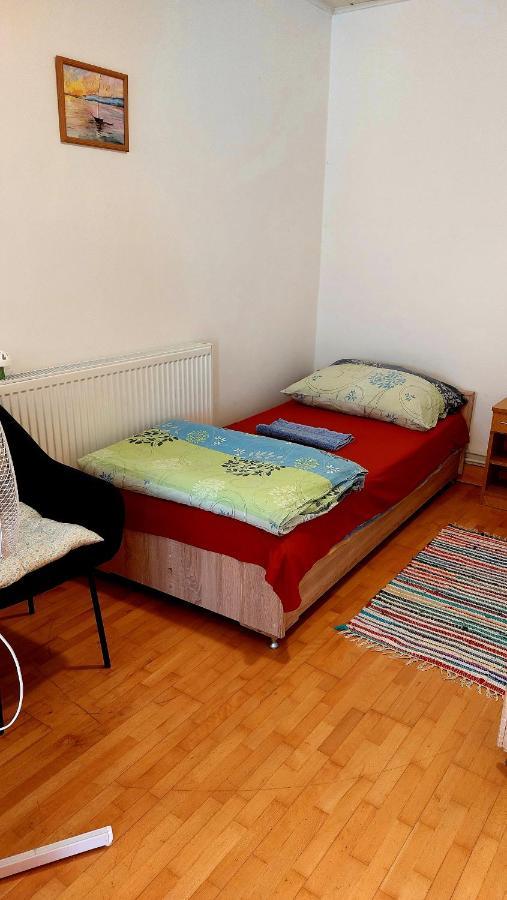 Mandula Apartman Segedín Exteriér fotografie